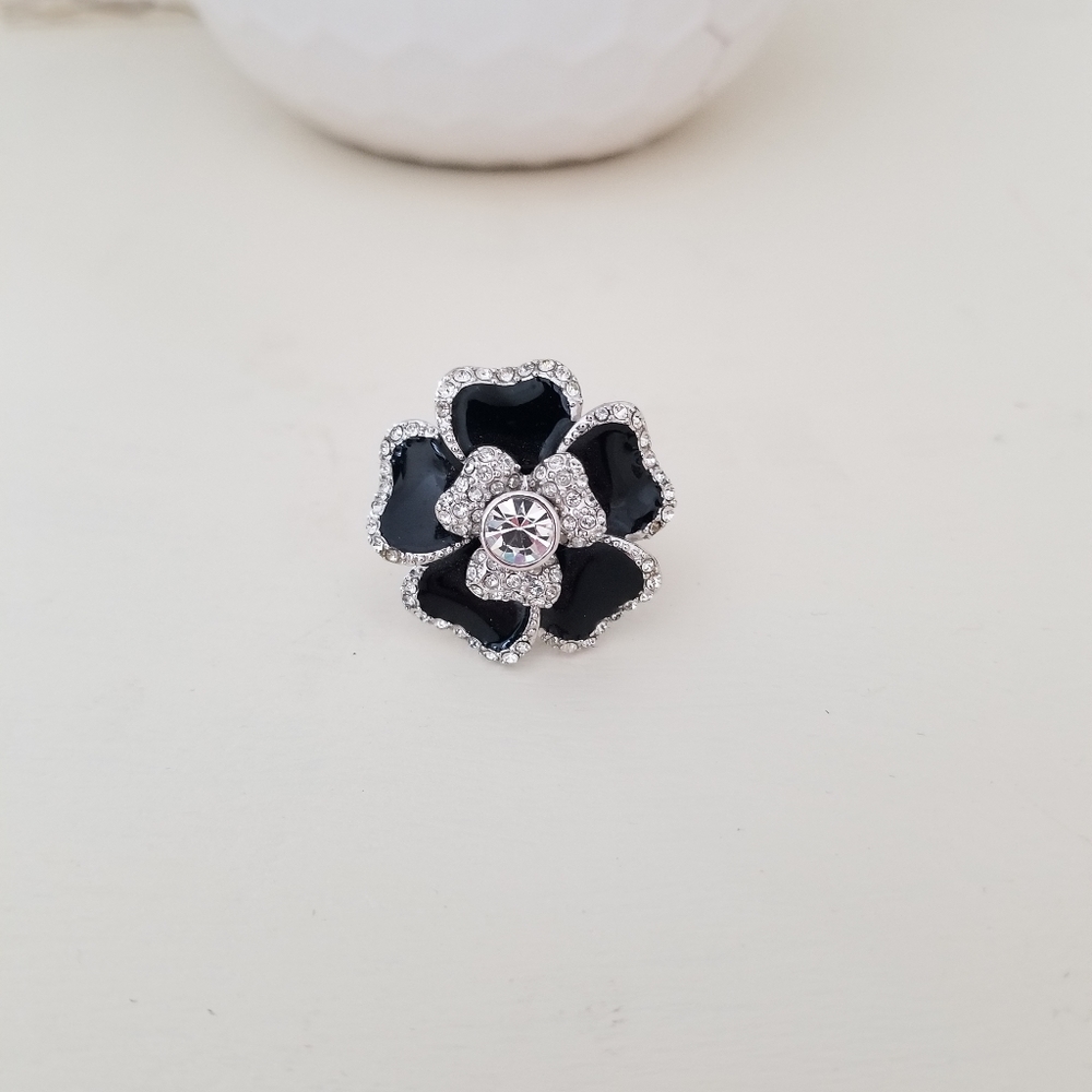 3 /$25 Lia Sophia ring
